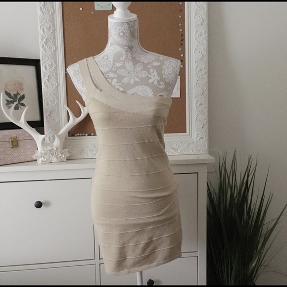 Gold Shimmery One Shoulder Dress - Picture 8 of 9